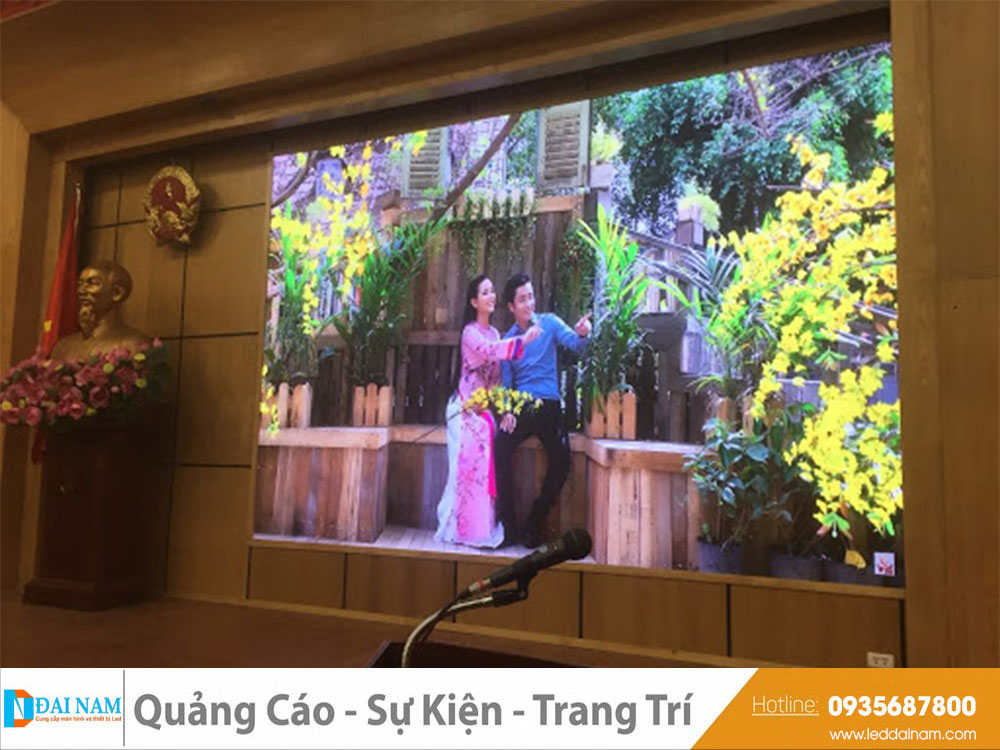 Trình chiếu trong không gian rộng lớn, tạo sự tinh tế, sang trọng.